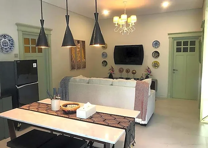 Rumah Kenyeri ホテル 4*