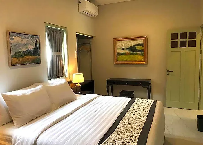 Rumah Kenyeri 4* バリ島